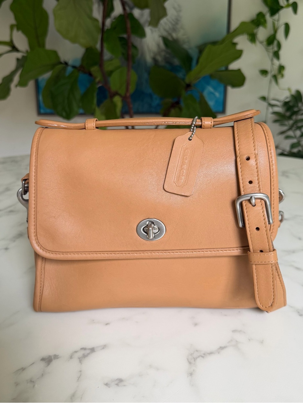 Coach Vintage Court Leather Crossbody Shoulder Bag 9870 Camel Silver Nickel 90s
